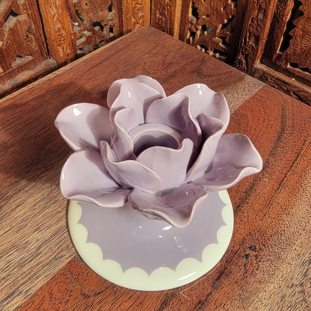 NWT Vaisselle + Anthropologie Taper Purple Flower Candle Holder